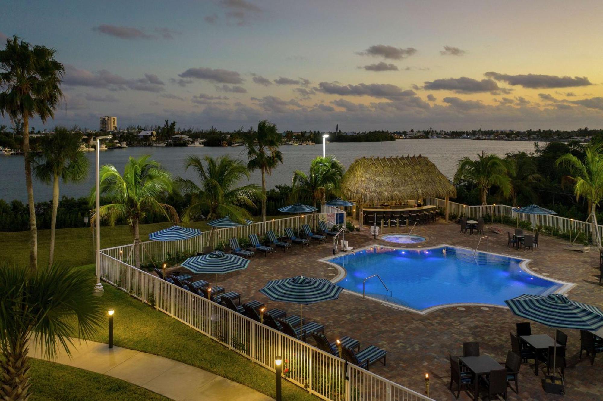 Hampton Inn Marathon - Florida Keys Exterior photo