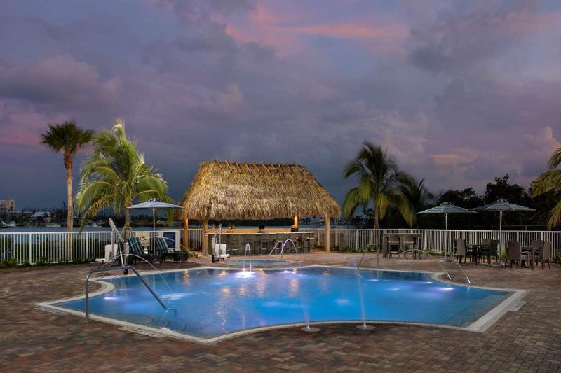 Hampton Inn Marathon - Florida Keys Exterior photo